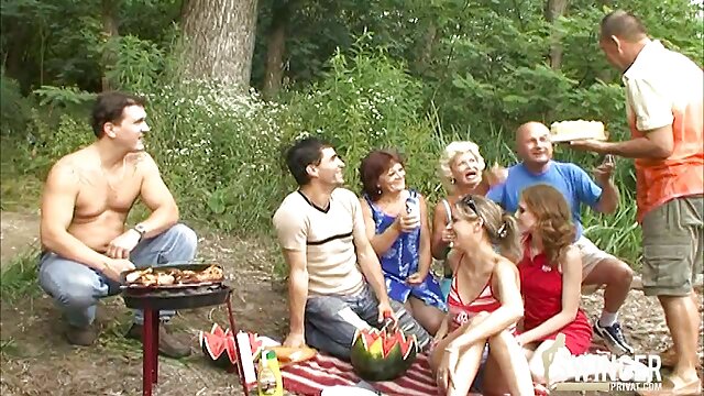 hd :  Солодка азіатка ТС Венера Люкс трахає сексуальну дівчину скачати безкоштовно відео порно Сексуальні відео 