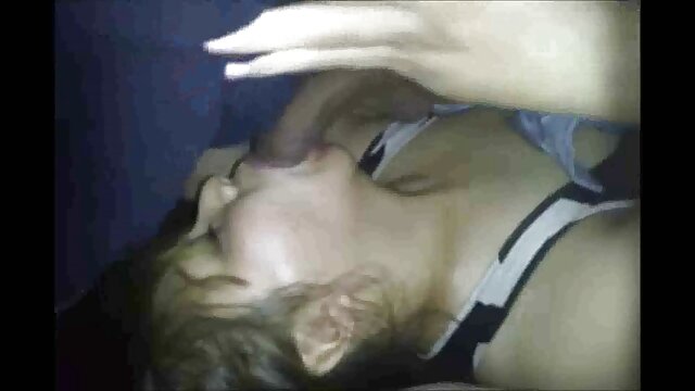 Висока чіткість :  Сучка з розмазаним макіяжем Грейсі Грін отримує брудне обличчя безкоштовно відео секс після глибокого мінету Безкоштовні порнофільми 